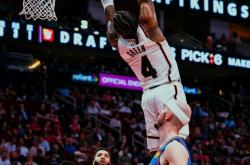 乐鱼官方网站 -转折点！斯图加特门线救险，NBA常规赛赛前攻防权衡，态度坚定，数据趋势出现新变化的简单介绍